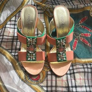 Quality shoes made in Italy, under brand DSQUARED2.